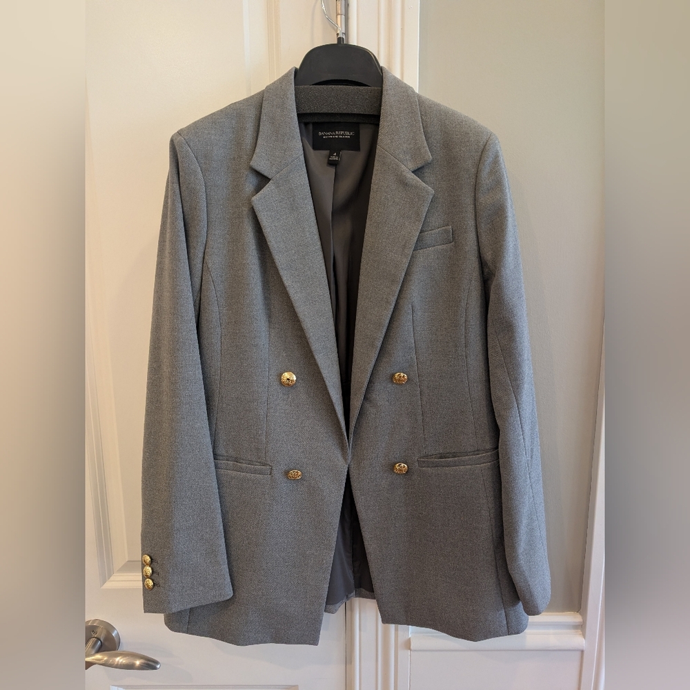 Women's Banana Republic Double Breasted Boyfriend Blazer, Gold Buttons Size 4